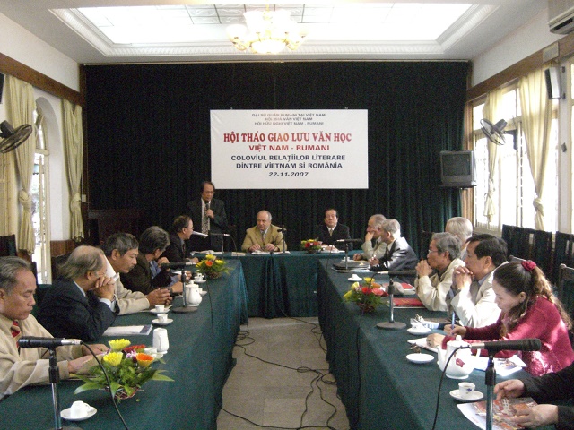 VĂN HỌC RUMANI GIẢN LƯỢC - MỘT MÓN QUÀ CỦA NGHĨA TÌNH VĂN HỌC RUMANI GIẢN LƯỢC - MỘT MÓN QUÀ CỦA NGHĨA TÌNH
