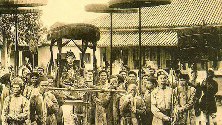 GHI NHẬN CÔNG LAO CỦA NHÀ NGUYỄN GHI NHẬN CÔNG LAO CỦA NHÀ NGUYỄN